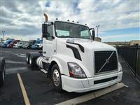 2018 Volvo VNL300