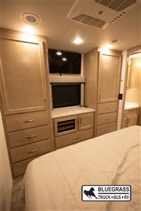  Renegade Verona 36VSB