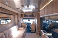 2025 Airstream Atlas Tommy Bahama E1