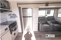 2025 Cruiser RV Corp Shadow Cruiser 242RKS