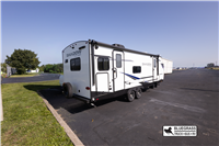 2025 Cruiser RV Corp Shadow Cruiser 242RKS