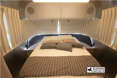 2021 Airstream Globetrotter 30RB