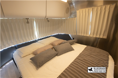 2021 Airstream Globetrotter 30RB