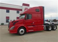 Used 2015 Volvo VNL64T670 for Sale
