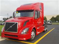2015 Volvo VNL64T670