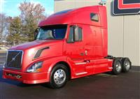 2014 Volvo VNL64T670