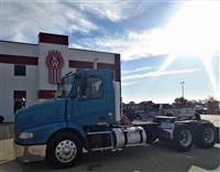 2015 Volvo VNM64T200