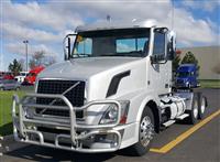 2015 Volvo VNL64T300