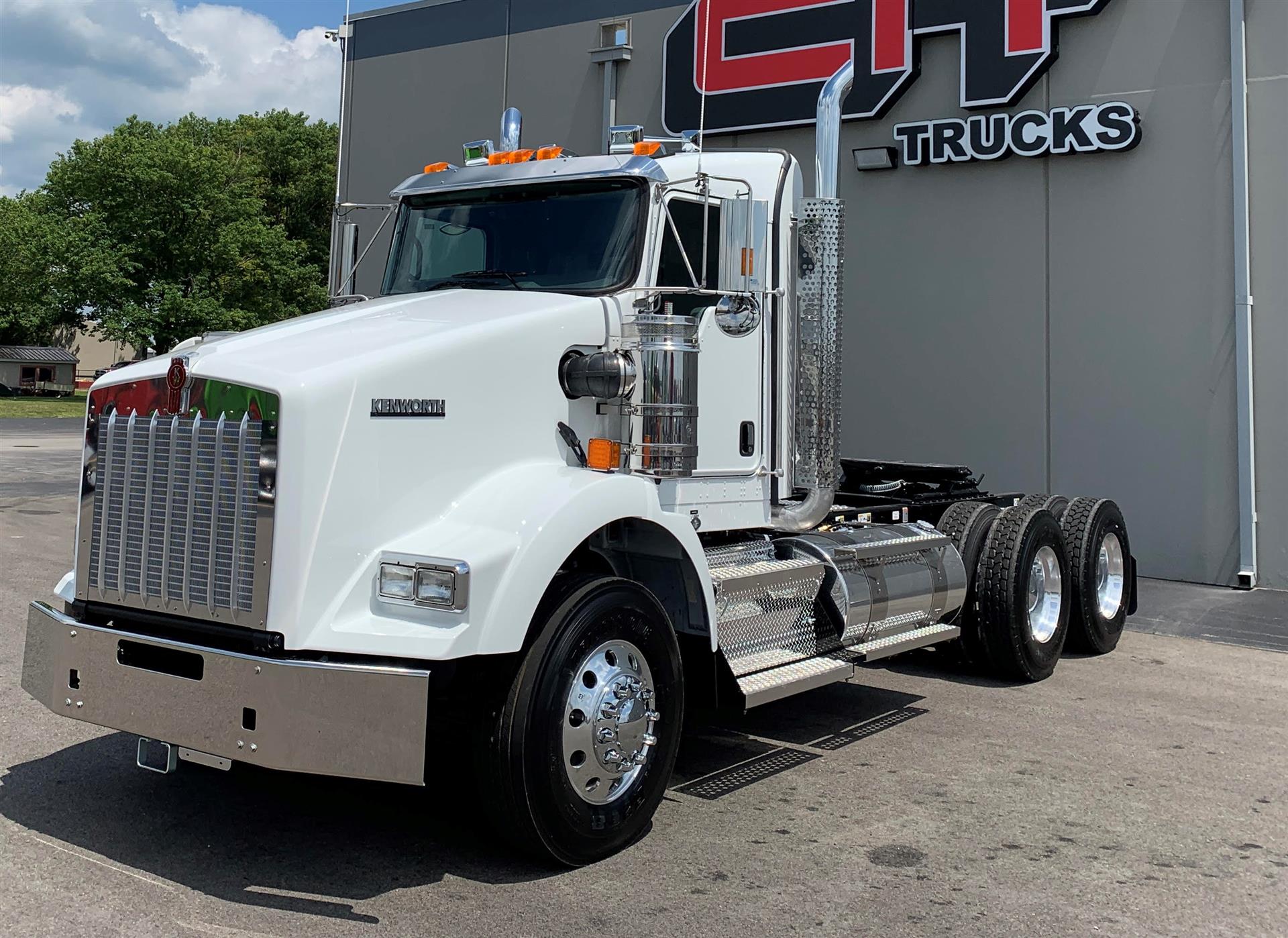 Kenworth T800 Semi Trucks For Sale