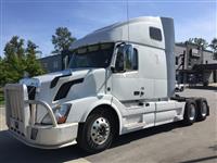 Used 2015 Volvo 670 for Sale