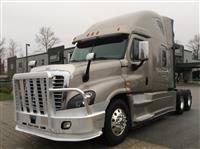 Used 2016 Freightliner Cascadia for Sale