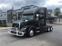 Used 2017 Volvo 670 for Sale