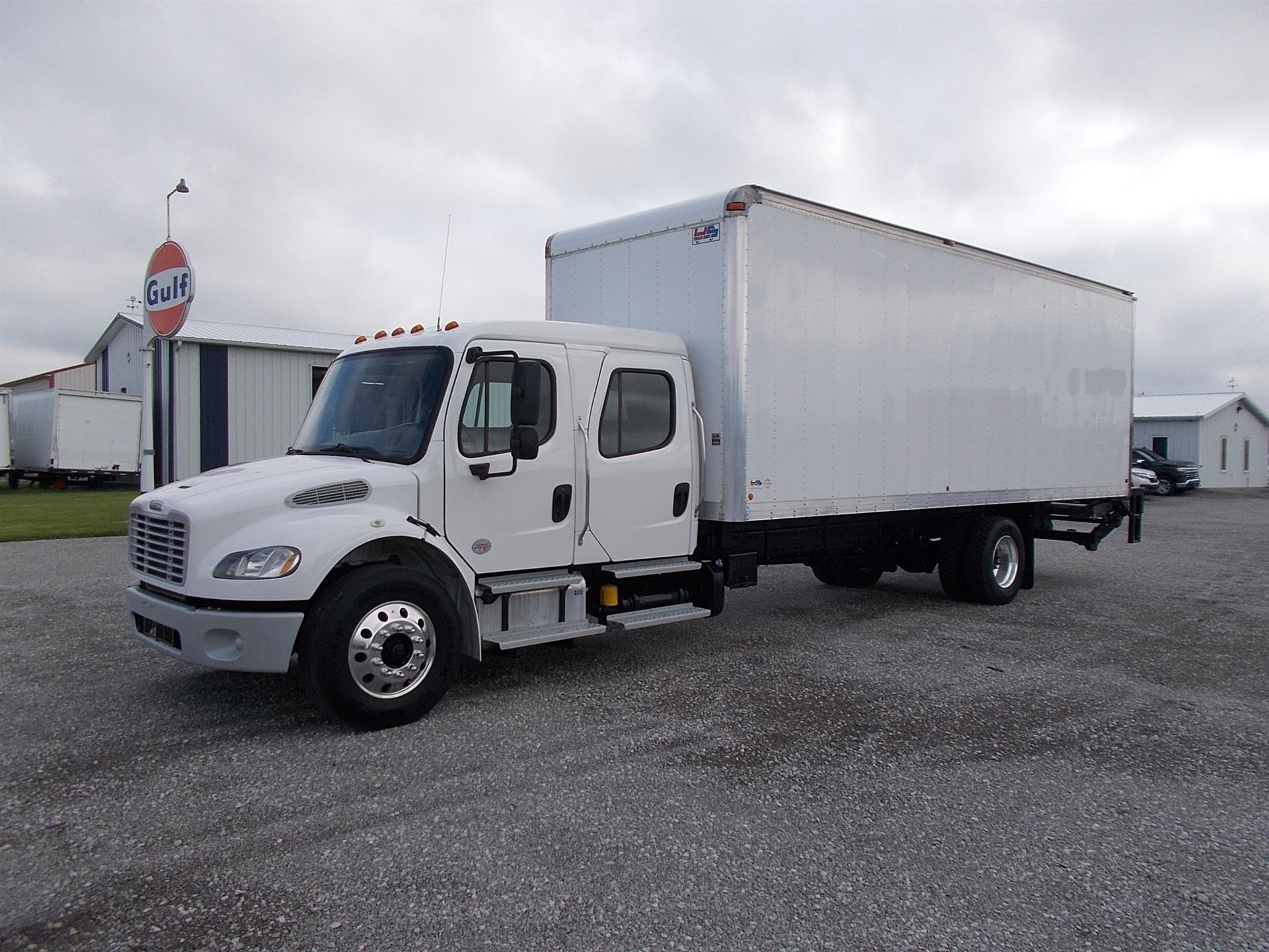 2018 Freightliner M2 106