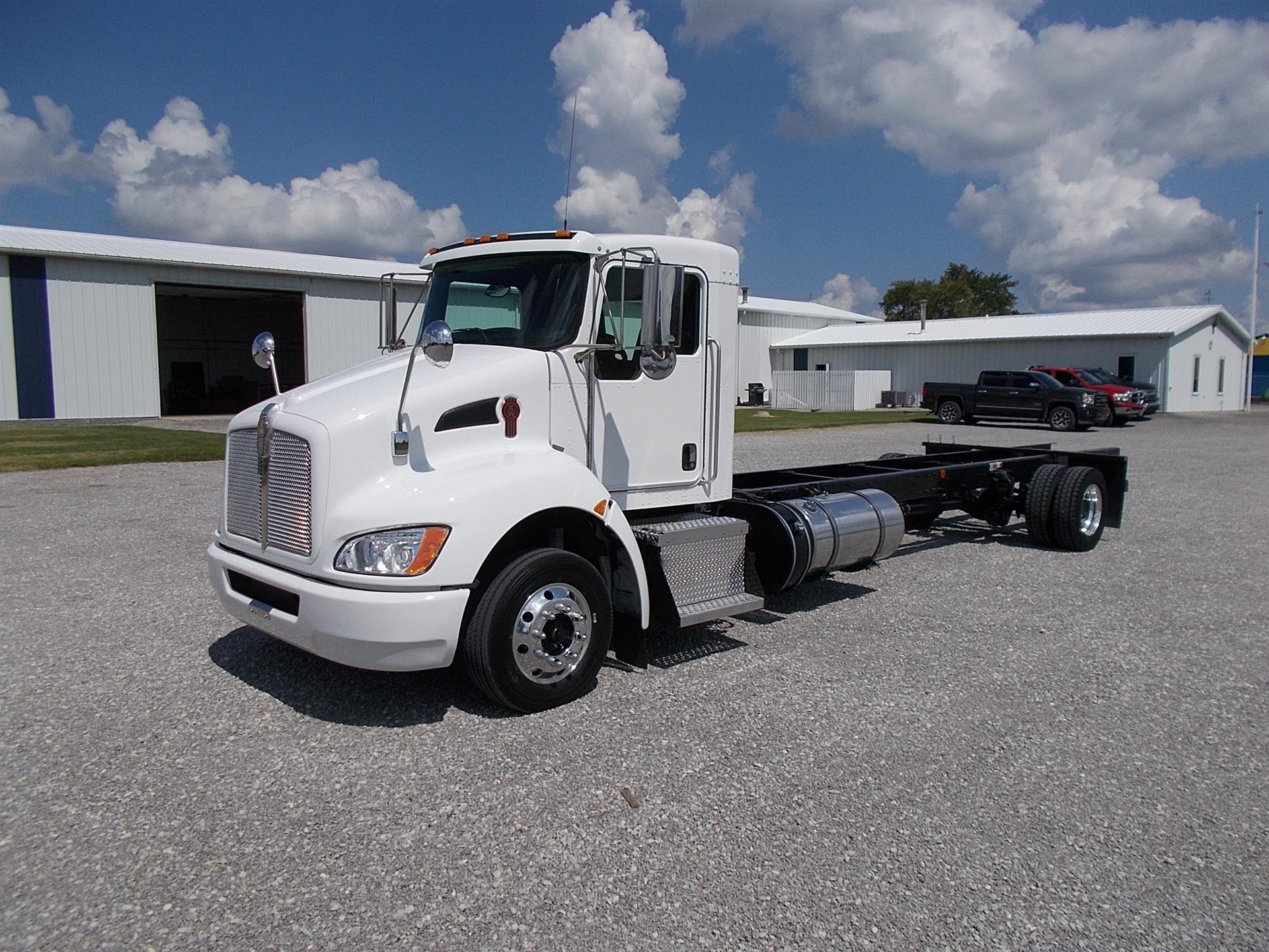 2023 Kenworth T270