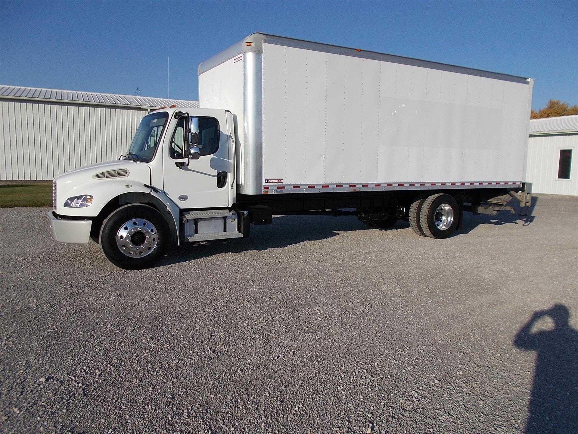 2019 Freightliner M2 106