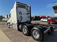 2020 Freightliner Cascadia 116