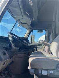 2017 Freightliner CASCADIA 125