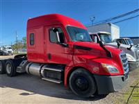 2020 Freightliner cascadia