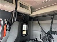 2020 Freightliner cascadia