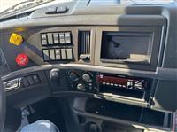 2020 Volvo VNL760