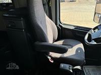 2020 Volvo VNL760