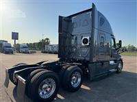 2021 Freightliner cascadia