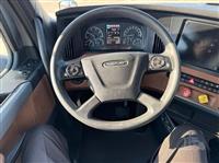 2021 Freightliner cascadia
