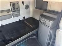2019 Volvo VNL760