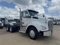 2021 Kenworth T880