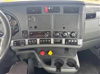 2021 Kenworth T880