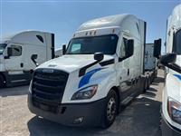 2021 Freightliner Cascadia 126