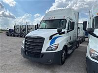 2021 Freightliner Cascadia 126