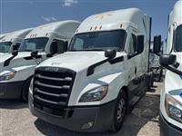 2021 Freightliner Cascadia 126