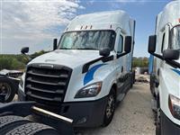 2021 Freightliner Cascadia 126