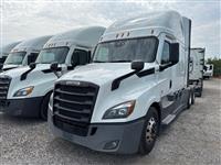 2021 Freightliner Cascadia 126