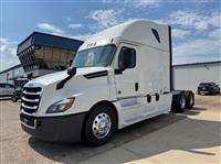 2020 Freightliner Cascadia 126