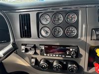 2022 Peterbilt 579