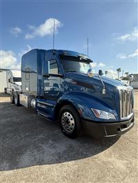 2022 Peterbilt 