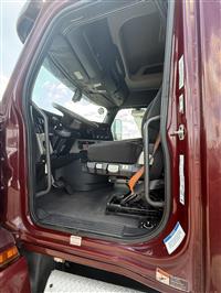 2020 Freightliner Cascadia 126