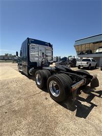 2022 Freightliner Cascadia 126