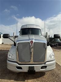 2022 Kenworth T680