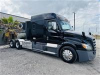 2021 Freightliner Cascadia 126