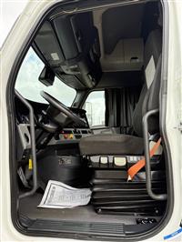 2021 Freightliner Cascadia 126
