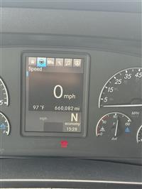 2020 Freightliner Cascadia 126