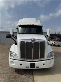 2022 Peterbilt 579