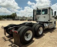 2018 Freightliner CASCADIA 125