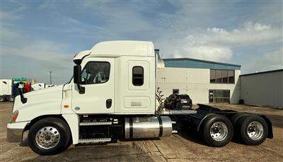 2020 Freightliner CASCADIA 125