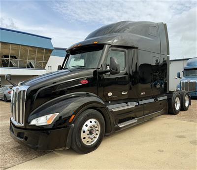 2023 Peterbilt 579
