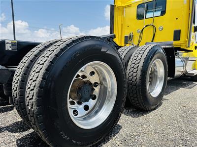 2021 Peterbilt 579