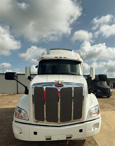 2022 Peterbilt 579